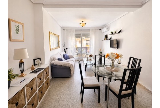 Apartamento / piso - Reventa - San Miguel de Salinas - San Miguel de Salinas