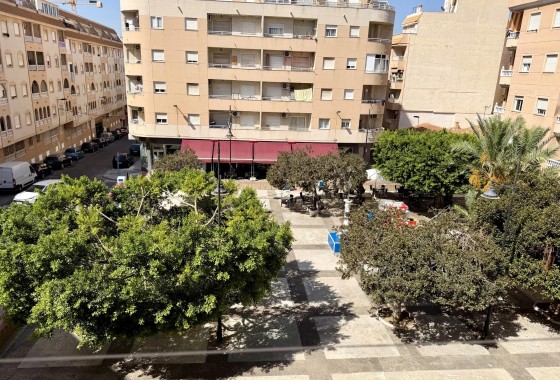 Apartamento / piso - Reventa - Torrevieja - El molino