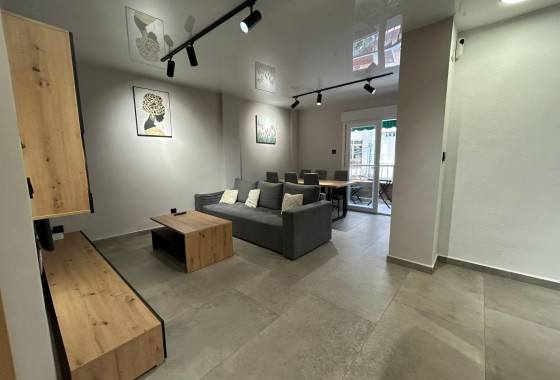 Apartamento / piso - Reventa - Torrevieja - Estacion de autobuses