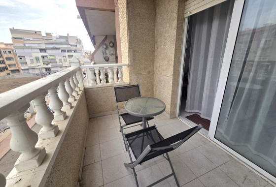 Apartamento / piso - Reventa - Torrevieja - La Mata pueblo
