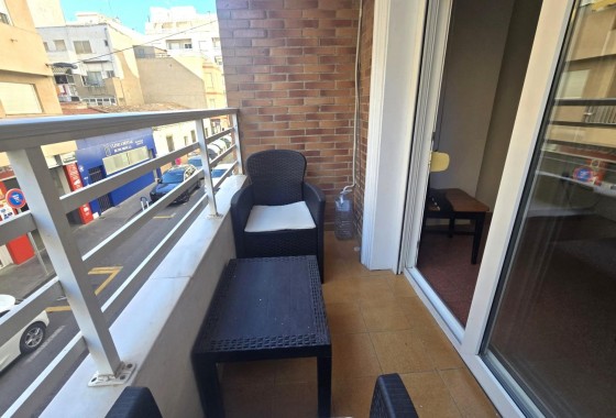 Apartamento / piso - Reventa - Torrevieja - Las Piscinas Naturales