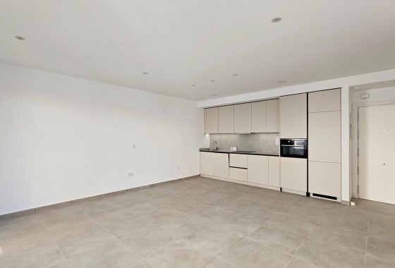 Apartamento / piso - Reventa - Torrevieja - Paseo maritimo
