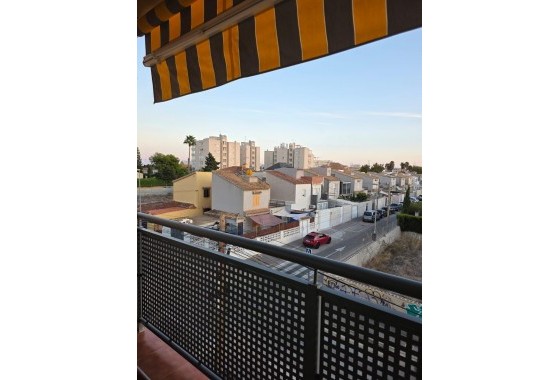 Apartamento / piso - Reventa - Torrevieja - Playa del Cura