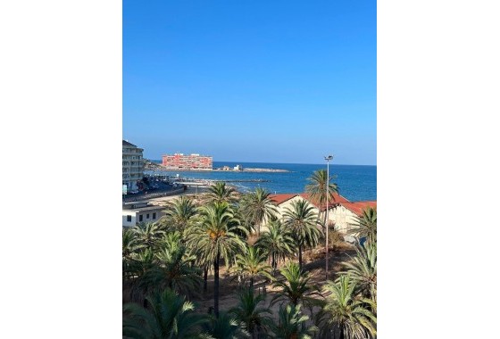 Apartamento / piso - Reventa - Torrevieja - Playa del Cura