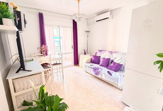 Apartamento / piso - Reventa - Torrevieja - Playa del Cura