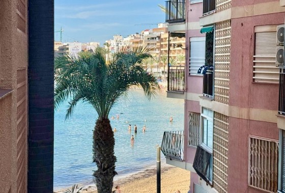 Apartamento / piso - Reventa - Torrevieja - Playa del Cura