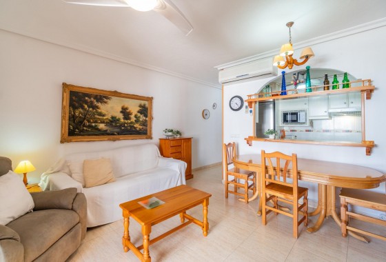 Apartment / flat - Long Term Rental - Torrevieja - La Mata