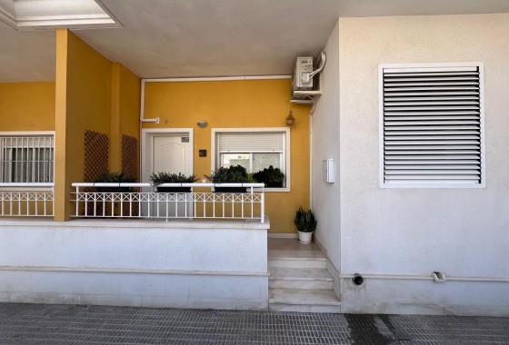 Apartment / flat - Resale - Almoradí - Almoradí