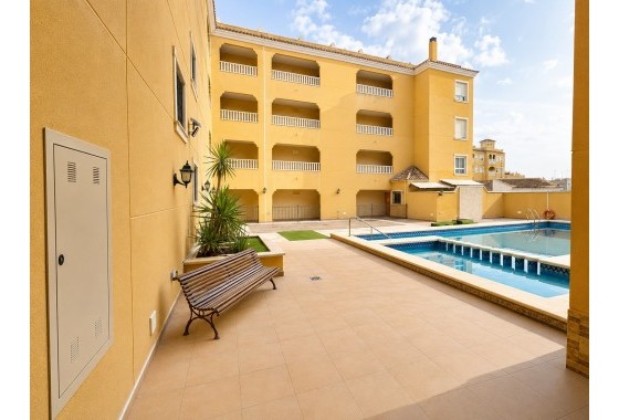 Apartment - Flat - Resale - Almoradí - Almoradi