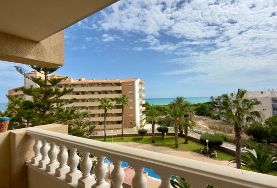 Apartment / flat - Resale - Guardamar del Segura - Urbanizaciones