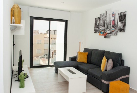 Apartment / flat - Resale - Orihuela Costa - Villamartín