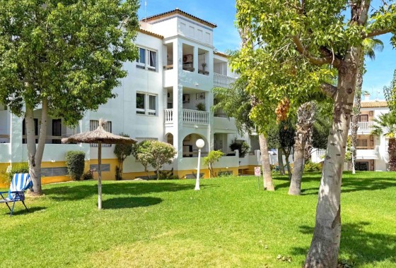 Apartment / flat - Resale - Orihuela Costa - Villamartín