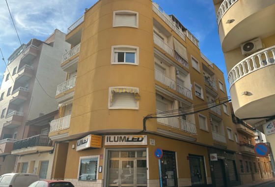 Apartment / flat - Resale - Torrevieja - Acequion