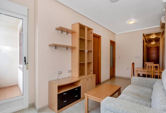 Apartment / flat - Resale - Torrevieja - Centro