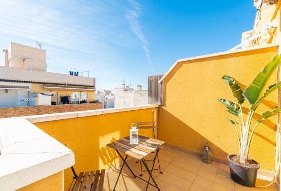 Apartment / flat - Resale - Torrevieja - Centro