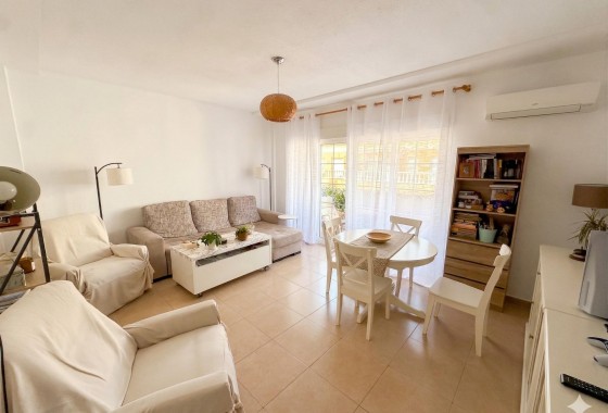 Apartment / flat - Resale - Torrevieja - Centro