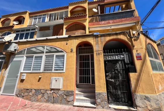 Apartment / flat - Resale - Torrevieja - Centro