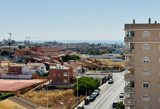Apartment / flat - Resale - Torrevieja - Costa Blanca