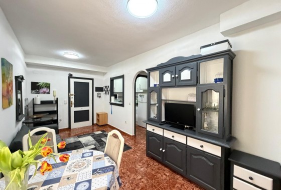 Apartment / flat - Resale - Torrevieja - Estacion de autobuses