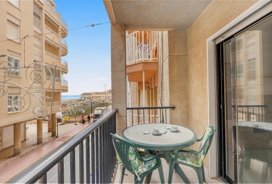 Apartment / flat - Resale - Torrevieja - IC-98924