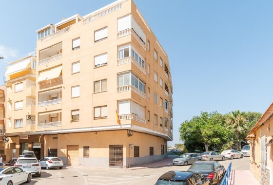 Apartment / flat - Resale - Torrevieja - La Mata pueblo