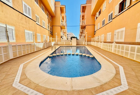 Apartment / flat - Resale - Torrevieja - LA MATA