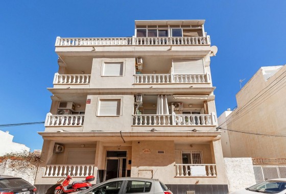 Apartment / flat - Resale - Torrevieja - La Mata