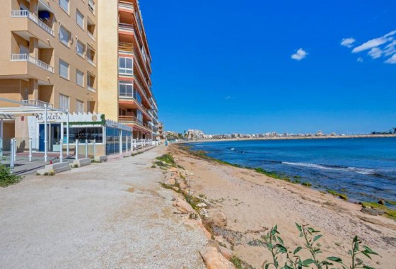 Apartment / flat - Resale - Torrevieja - playa de los naufragos
