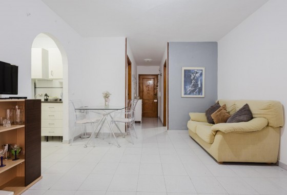 Apartment / flat - Resale - Torrevieja - Playa del Acequión