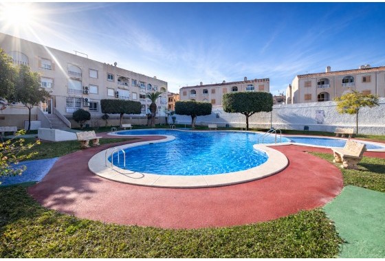Apartment / flat - Resale - Torrevieja - Playa del Acequión