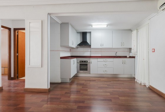 Apartment / flat - Resale - Torrevieja - Playa del Acequión