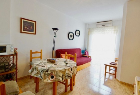 Apartment / flat - Resale - Torrevieja - Playa del cura
