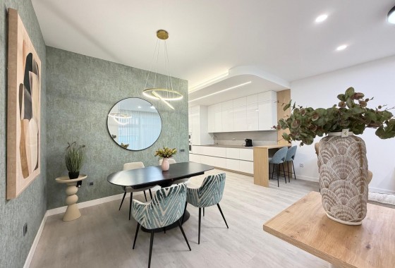 Apartment / flat - Resale - Torrevieja - Playa del Cura