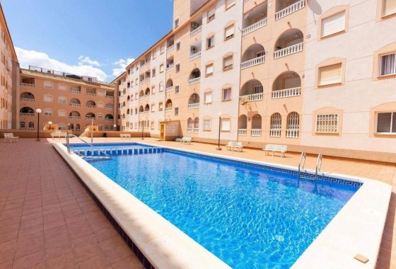 Apartment / flat - Resale - Torrevieja - Playa del Cura