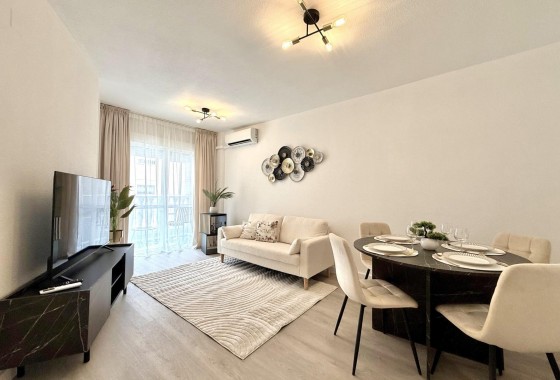 Apartment / flat - Resale - Torrevieja - Playa del Cura
