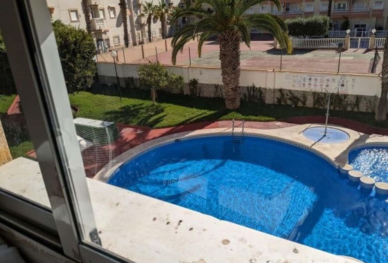 Apartment / flat - Resale - Torrevieja - Playa del Cura