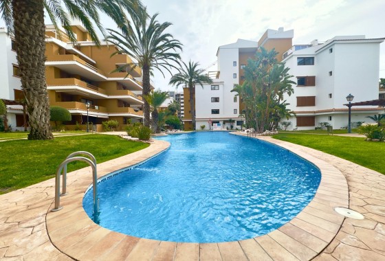 Apartment / flat - Resale - Torrevieja - Punta prima