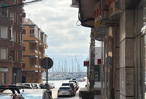 Apartment / flat - Resale - Torrevieja - torrevieja