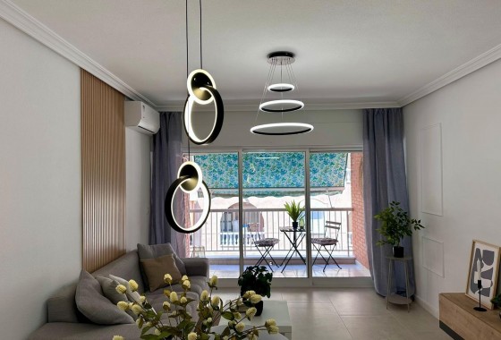Appartement - Revente - Torrevieja - Estacion de autobuses