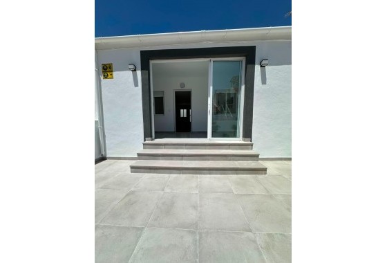 Bungalow - Resale - Torrevieja - La Siesta - El Salado - Torreta