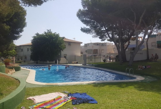 Bungalow - Resale - Torrevieja - Lago jardin