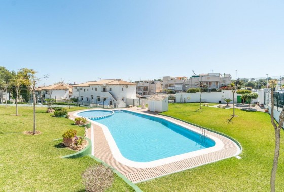 Bungalow - Resale - Torrevieja - Los balcones