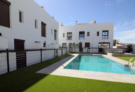 Chalet - Nueva construcción  - Pilar de la Horadada - El Pilar de la Horadada