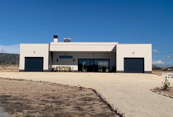 Chalet - Nueva construcción  - Pinoso - NB-85081