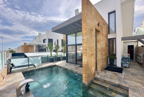 Chalet - Reventa - Orihuela Costa - Lomas de Cabo Roig