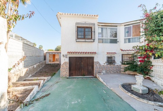 Chalet - Reventa - Orihuela Costa - Punta Prima