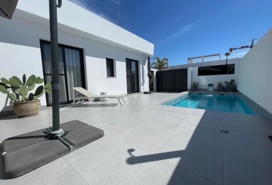 Chalet - Reventa - Roldan - Torre Pachecco