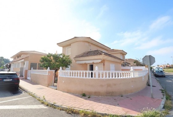 Chalet - Reventa - Torrevieja - Costa Blanca