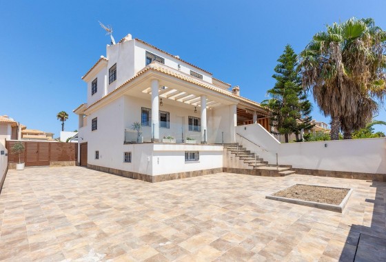 Chalet - Reventa - Torrevieja - IC-46865