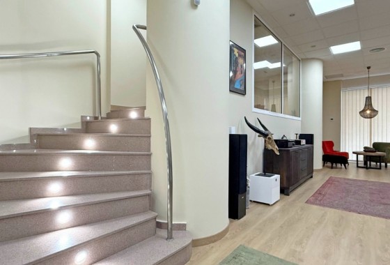 Commercial - Resale - Torrevieja - MOV-94283